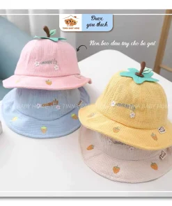 Mũ thêu dâu tây cho bé gái